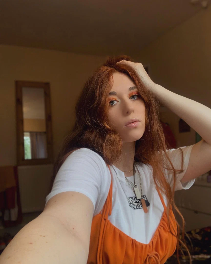 Tangerine Queen profile banner