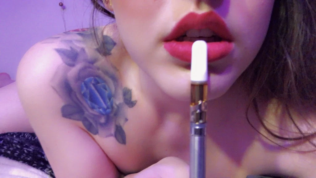 Goddess Scarlette Honeyy's avatar