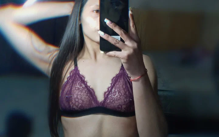 Malu profile banner