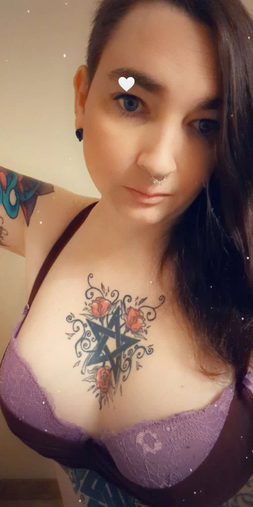 Mistress Maggie Moon's avatar