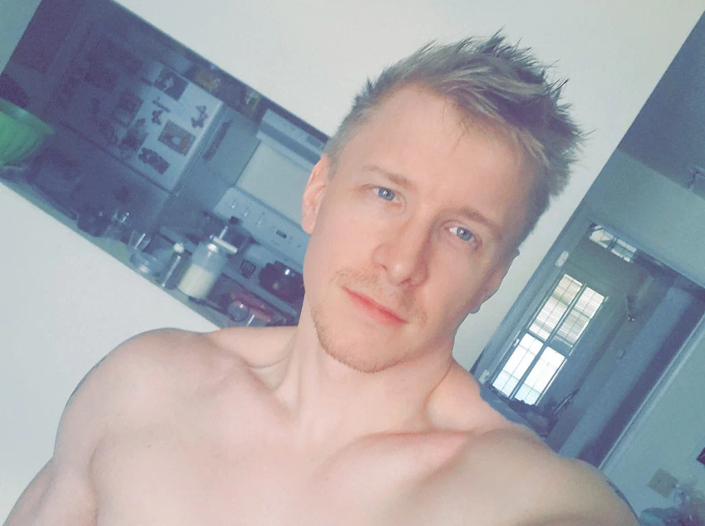 blondemonstr's avatar