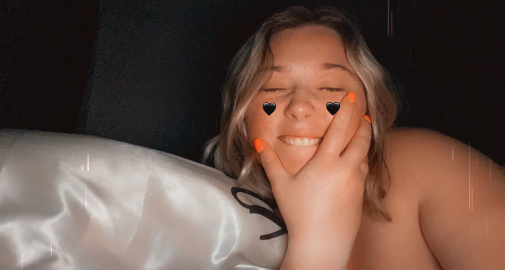 Hailey Lewis's avatar