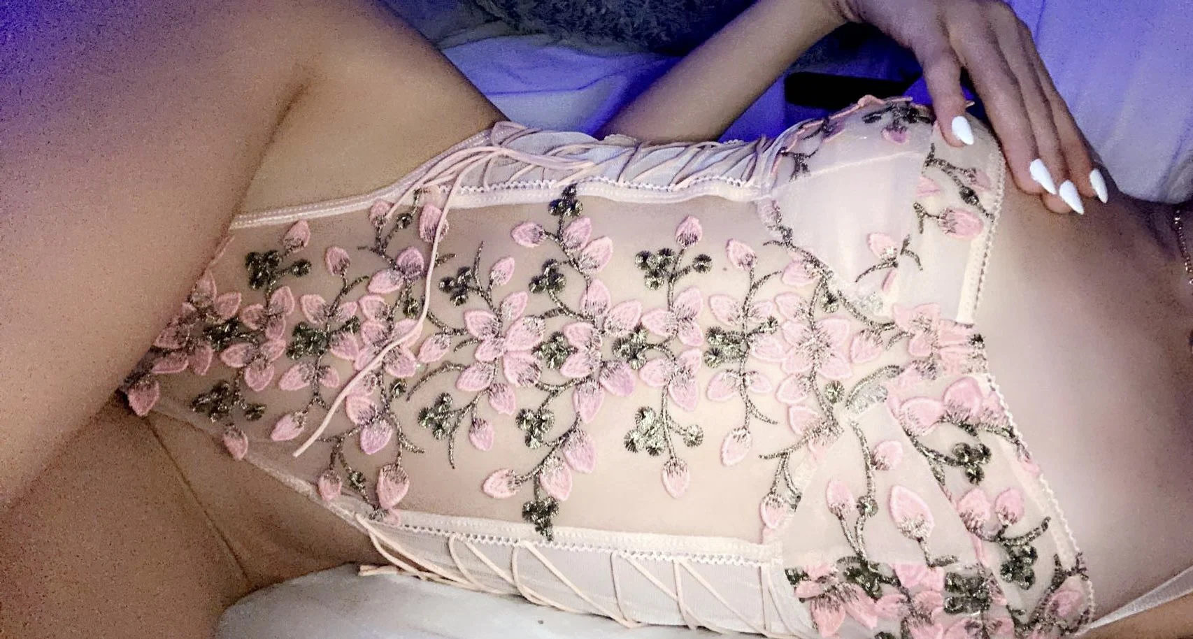 ari baby💋 profile banner