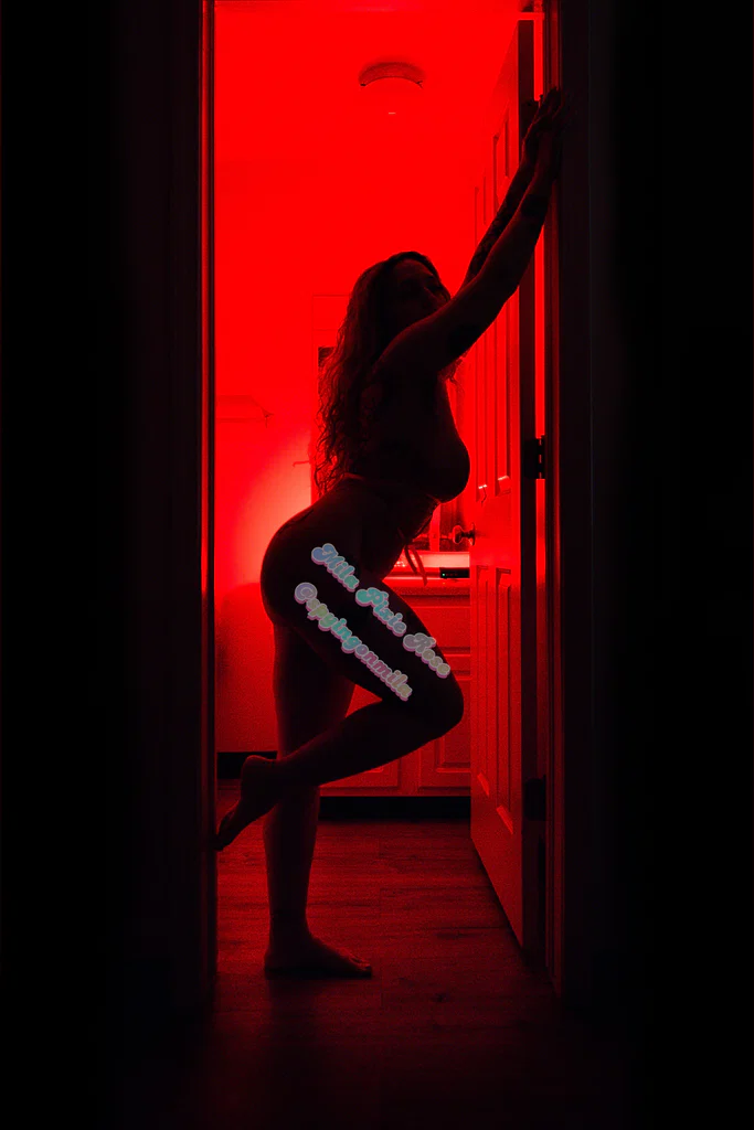 Mila Rose's avatar