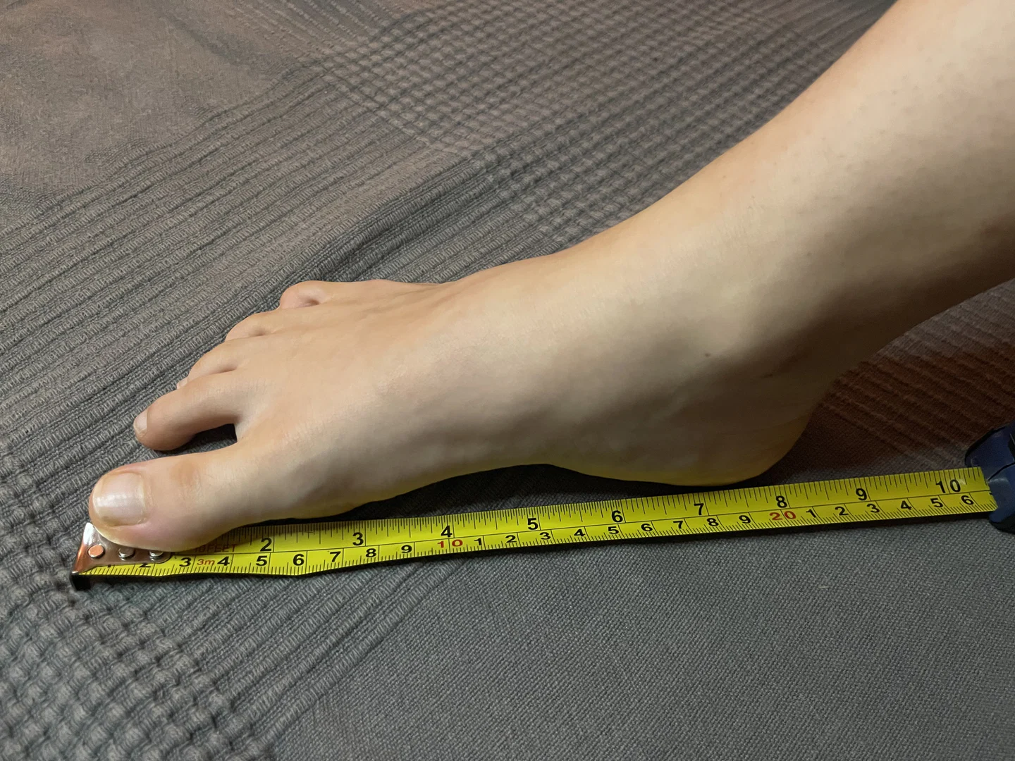 toes profile banner