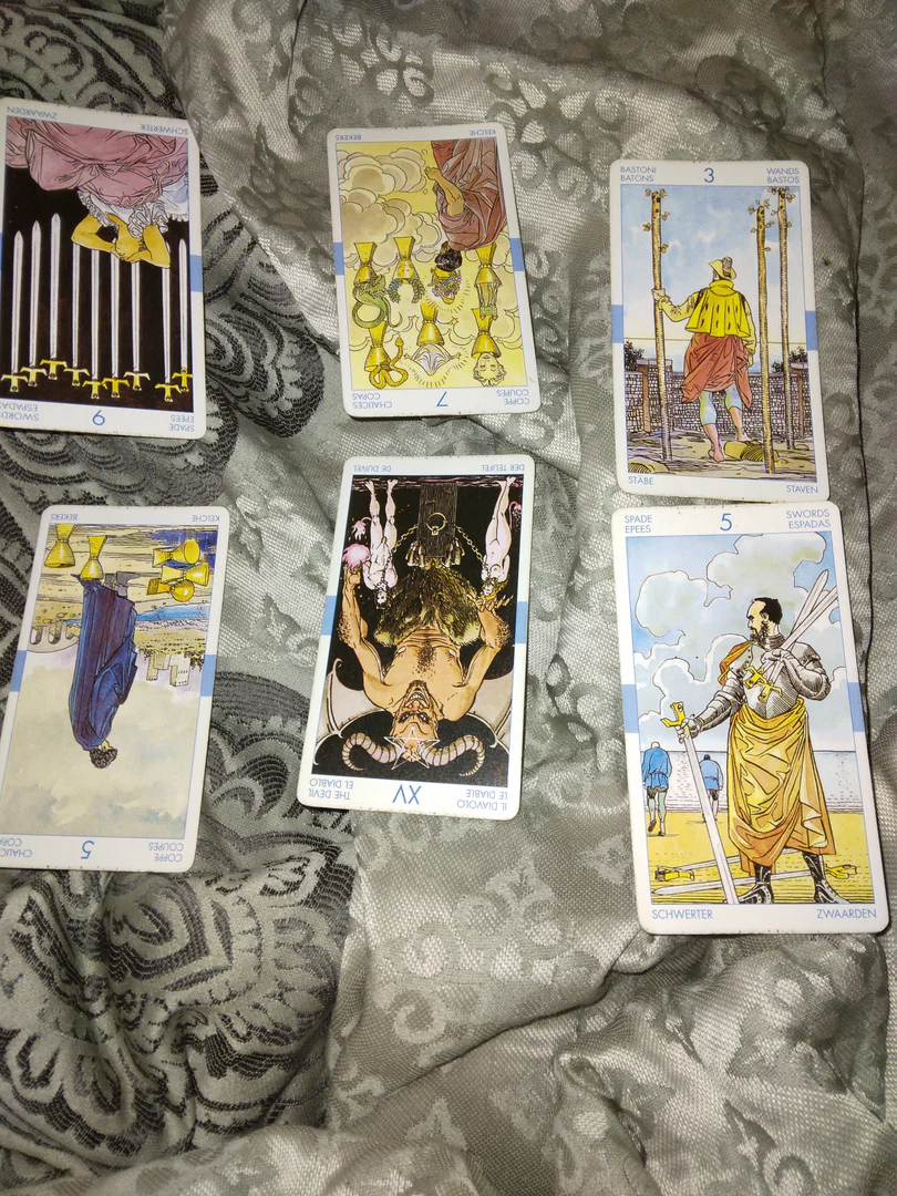 Angel PEARLL Tarot profile banner