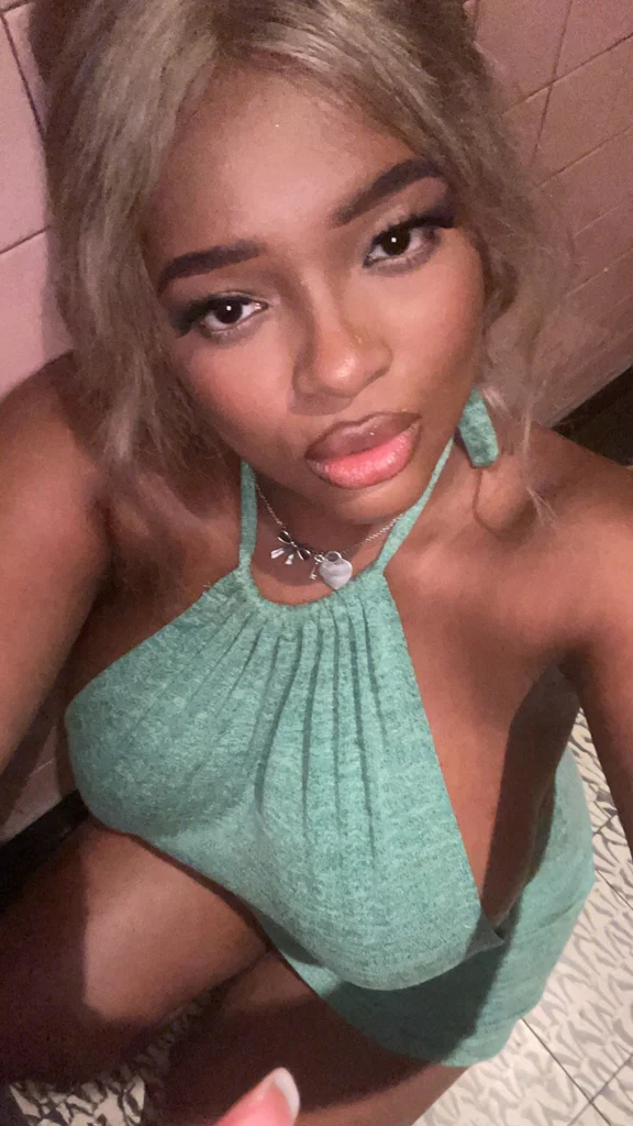 Camryn's avatar