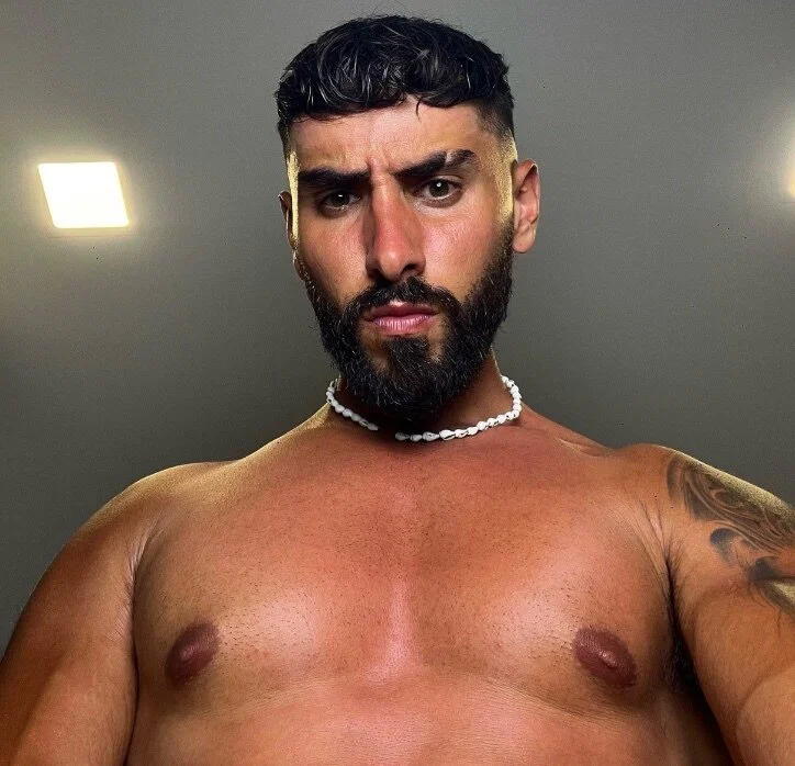 HAKAN.
