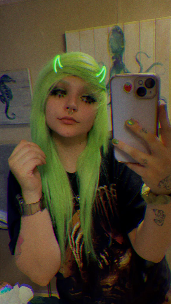 Ditzy Hails's avatar