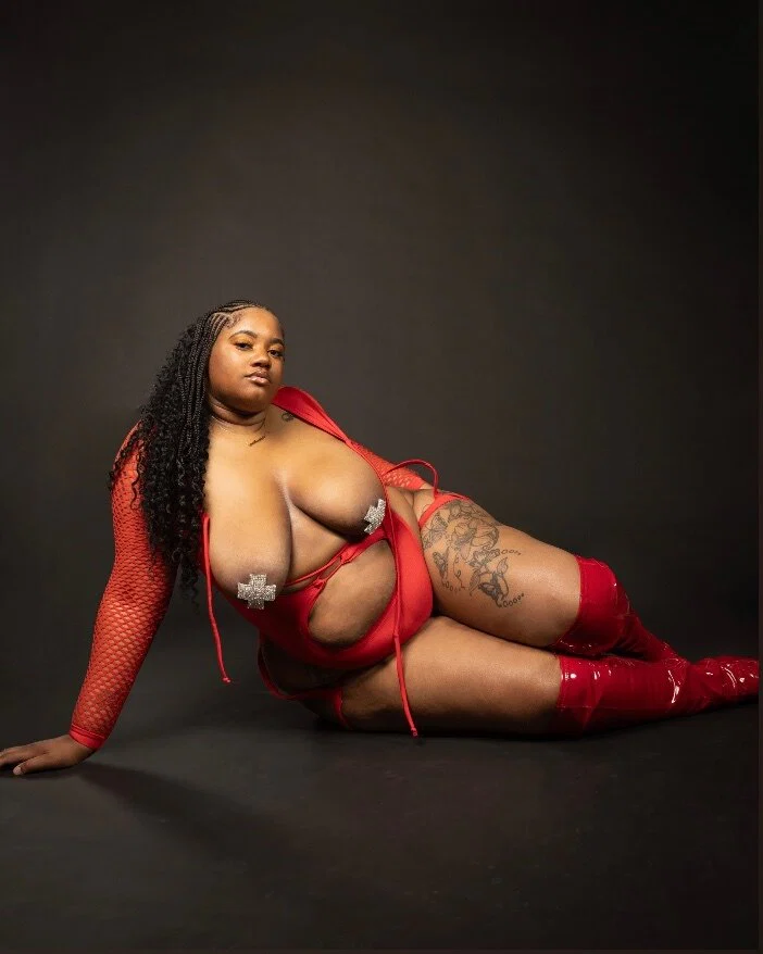 Amazonhoneyy profile banner