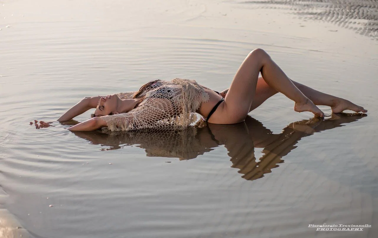 Alessandra Nrb Model profile banner