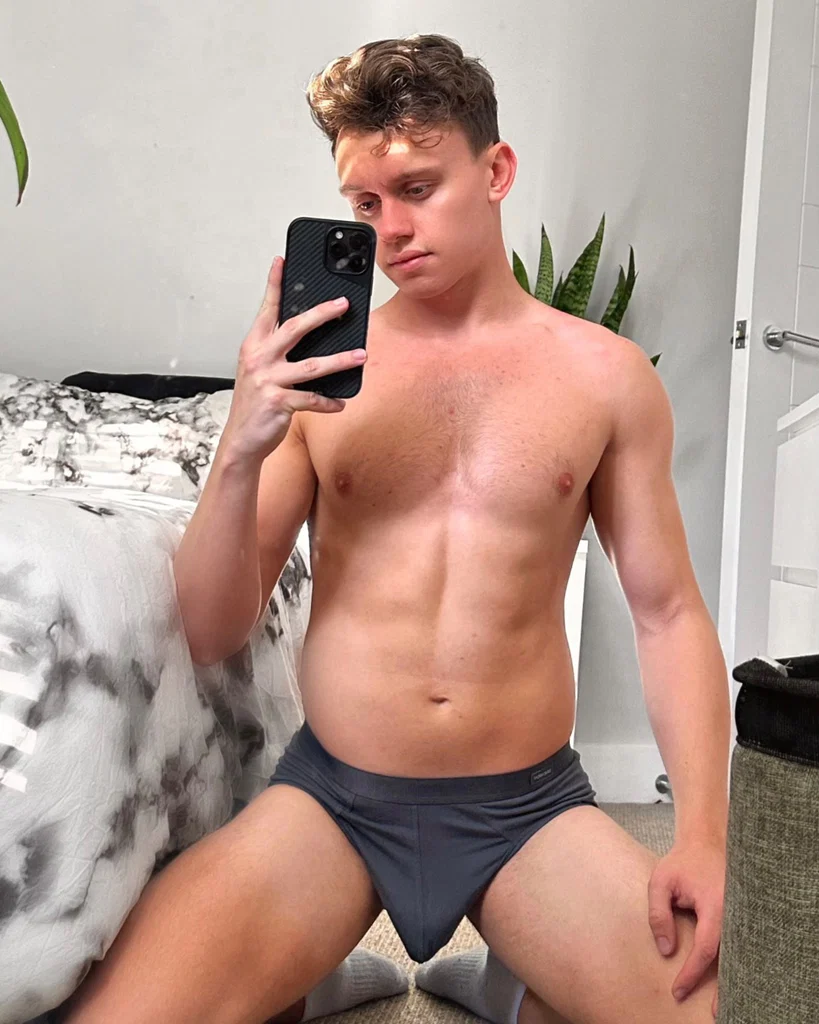 Josh Collins's avatar