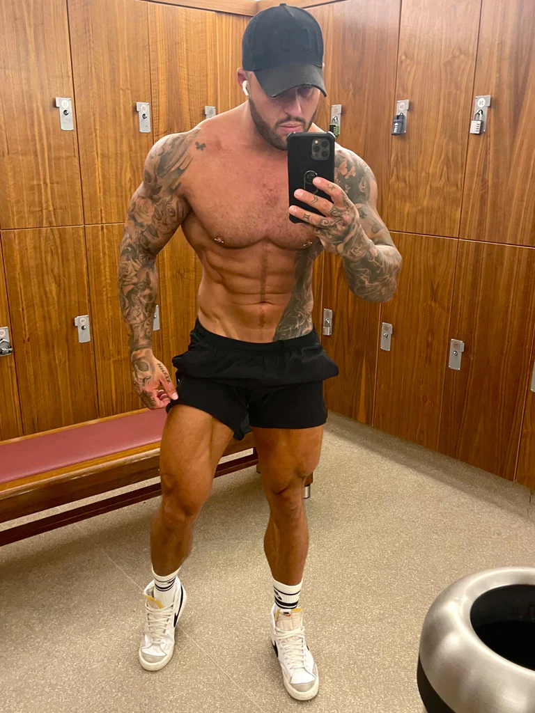 Big Alpha Mike's avatar