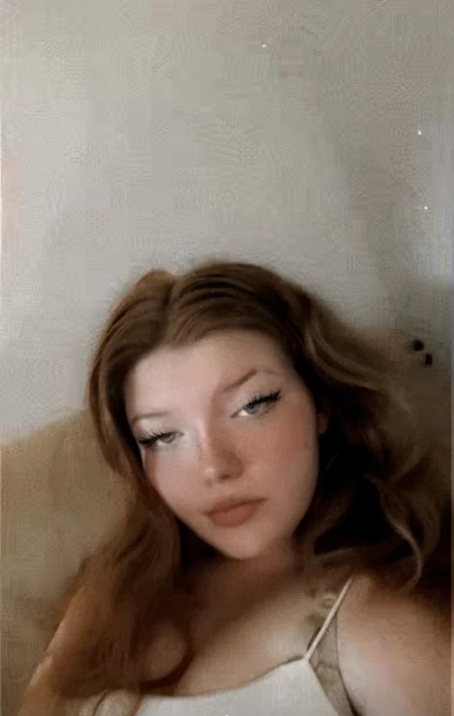 Liz's avatar