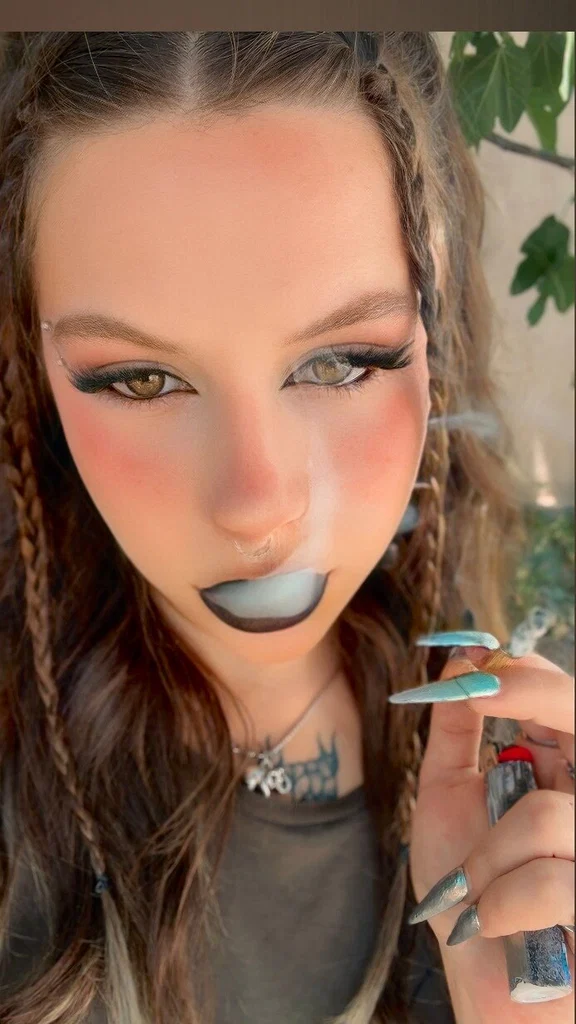 Smoking fetish Queen 🚬's avatar