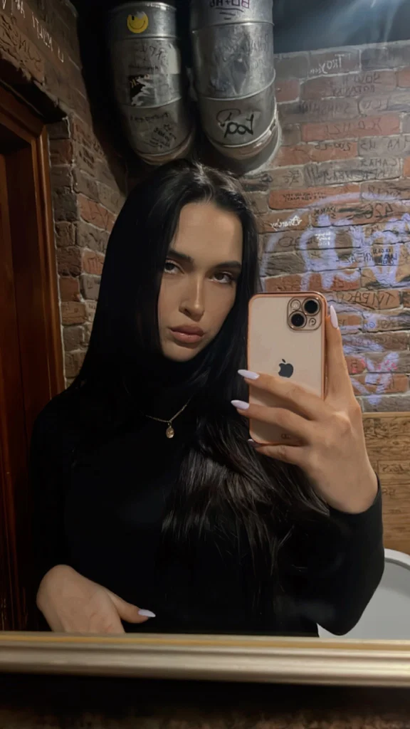 Romina's avatar