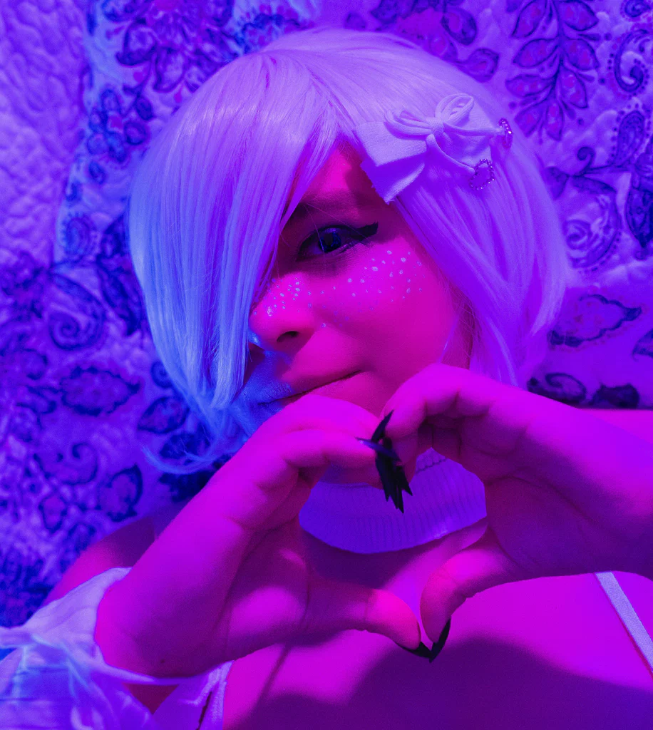 Bella Duwun's avatar