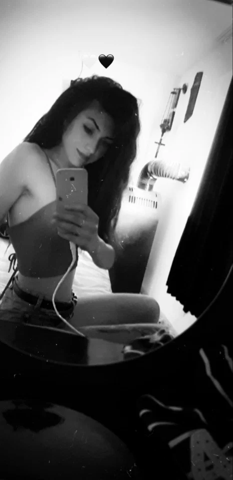 Madalina profile banner