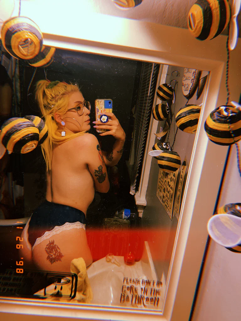 Peaches's avatar