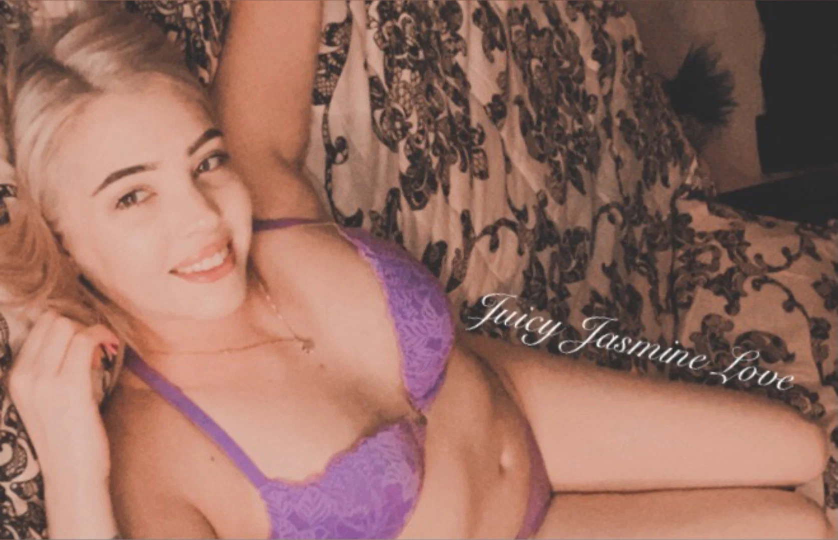 Juicy Jasmine Love profile banner