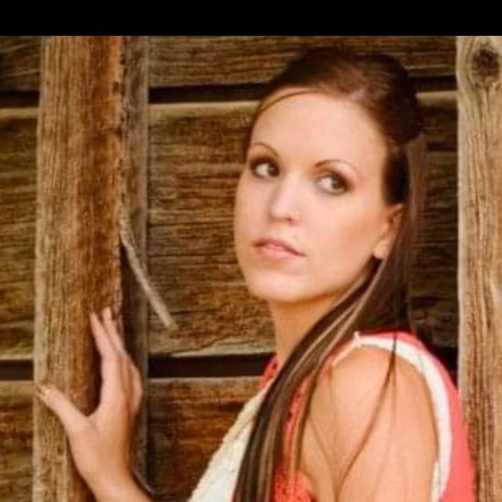 Rebecca Brown's avatar