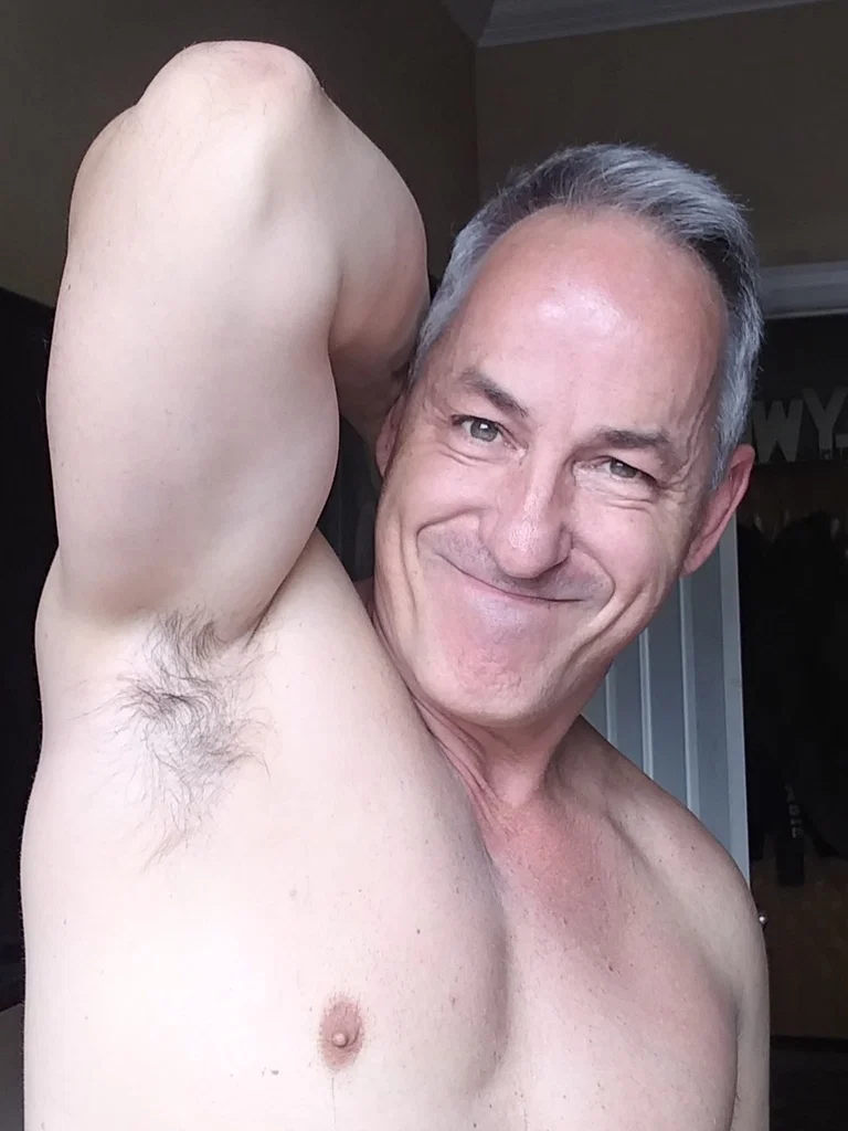 Chicagosilverdaddy's avatar