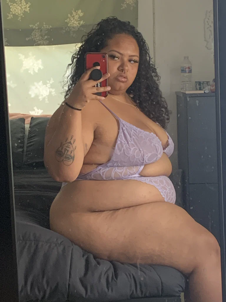 Thicc Hunny Cherry Baby🍒's avatar
