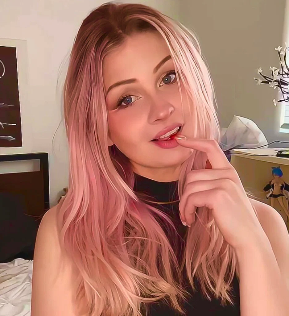 💖SpicyCBR💖 (Emily)'s avatar