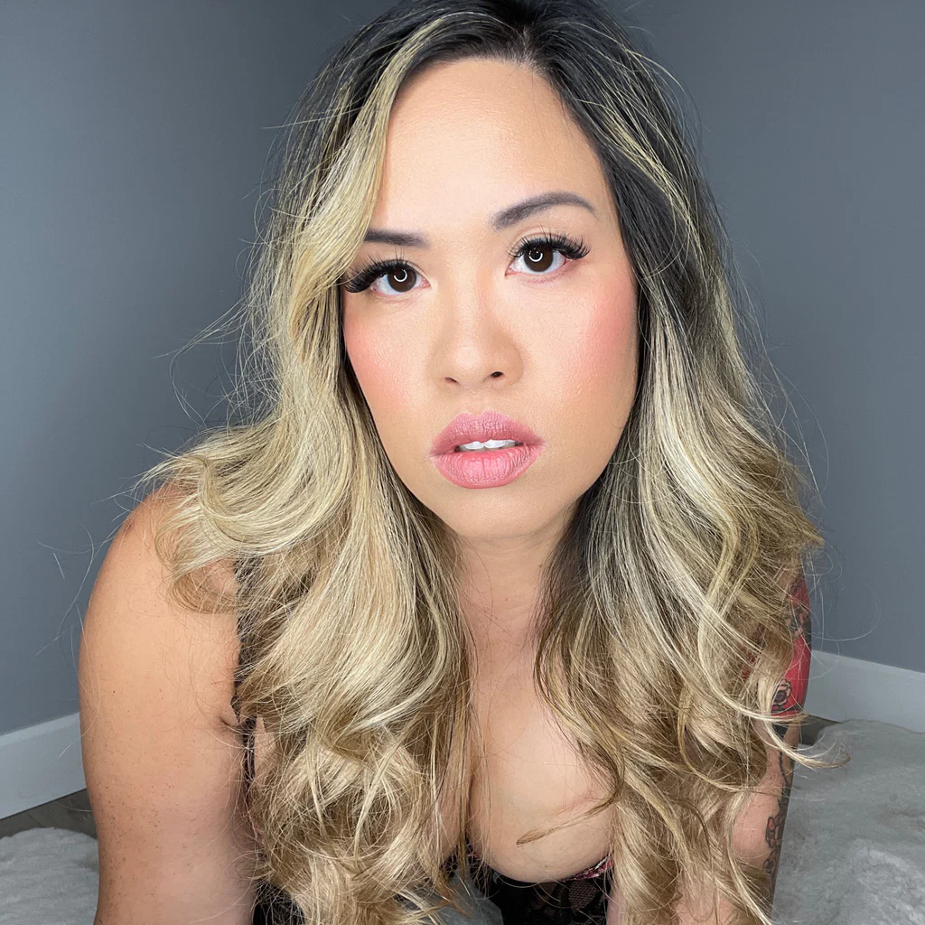Anisa's avatar