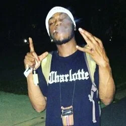 Tounge gotta Switch's avatar