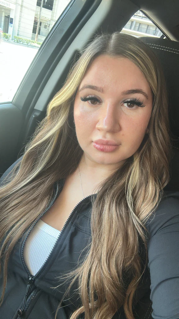 Nicole's avatar