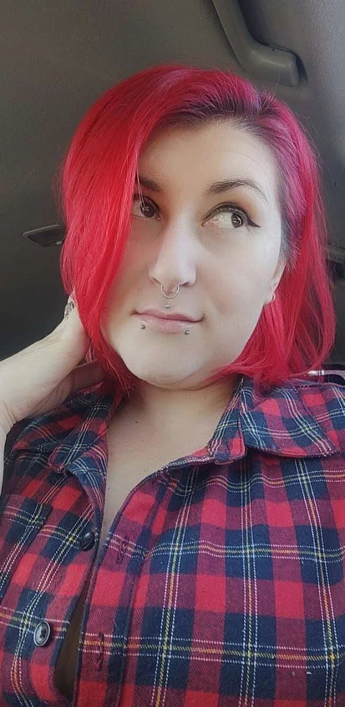 Dahlia D'mise's avatar