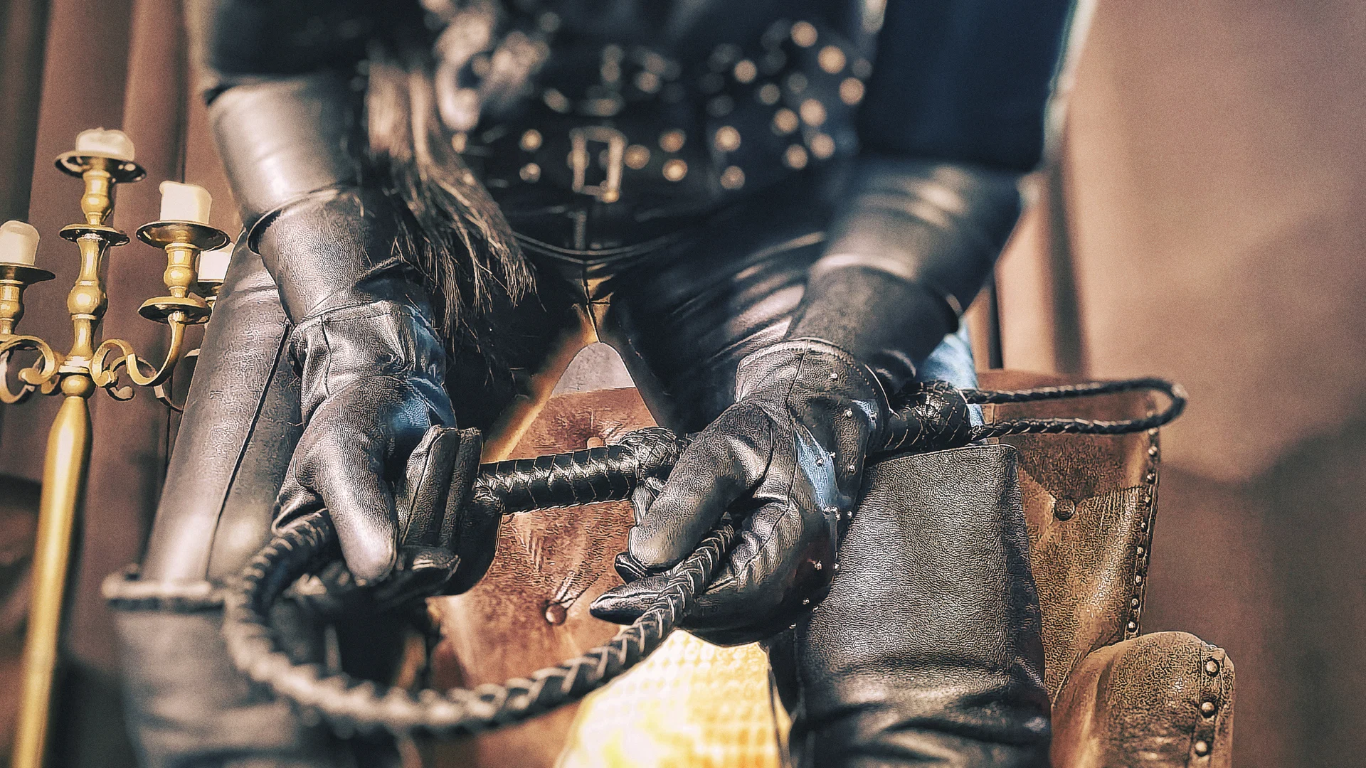 DivaZarah-MORE SEXY LEATHER (ONLY LIVE) profile banner