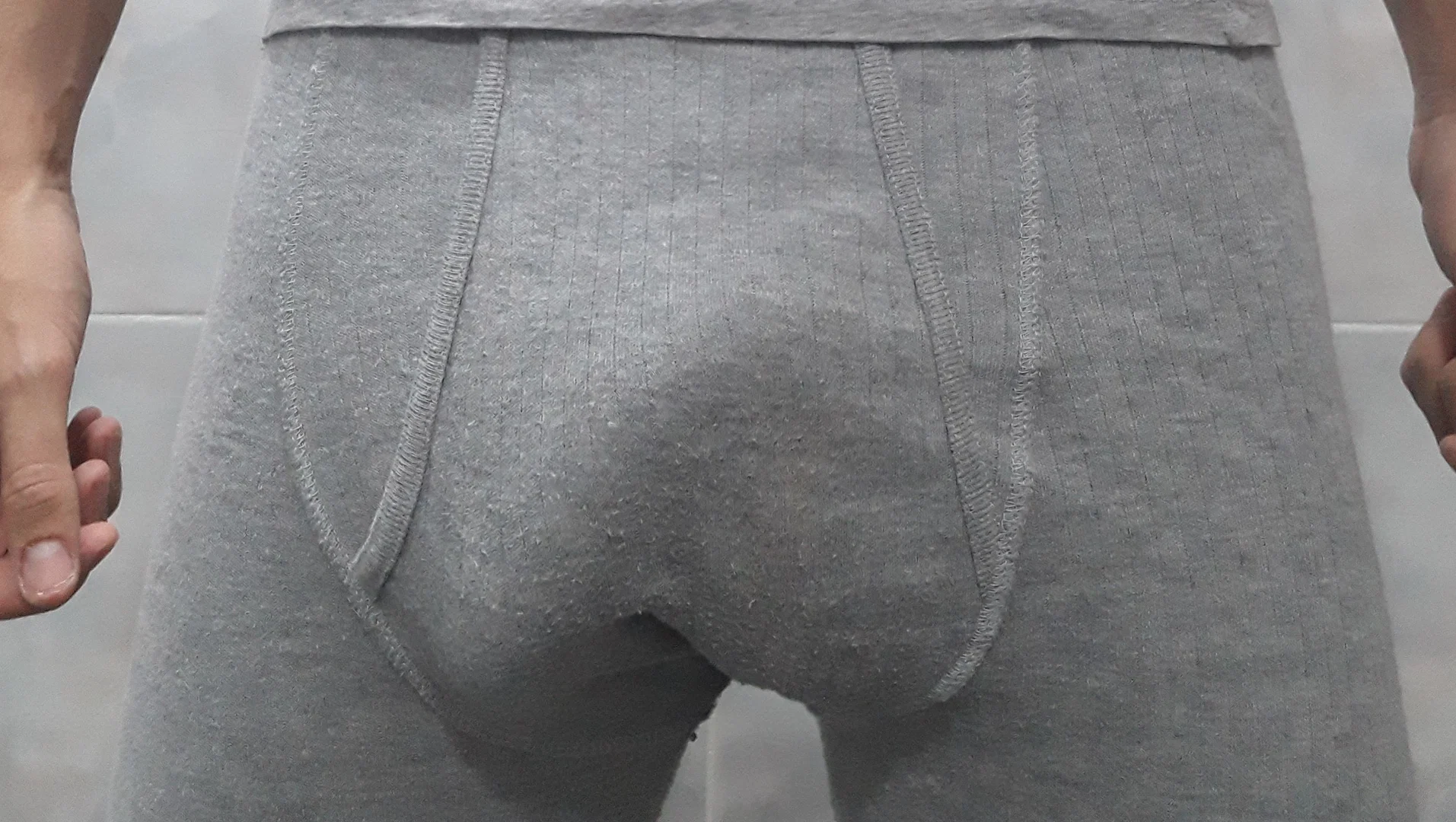 Thick cut top profile banner
