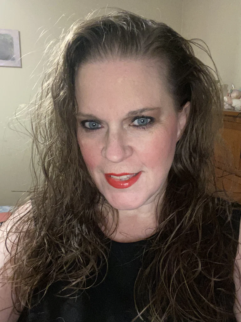 Skylar Blue's avatar