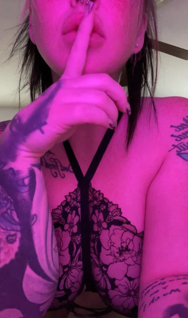 RedLipRopeBunny's avatar