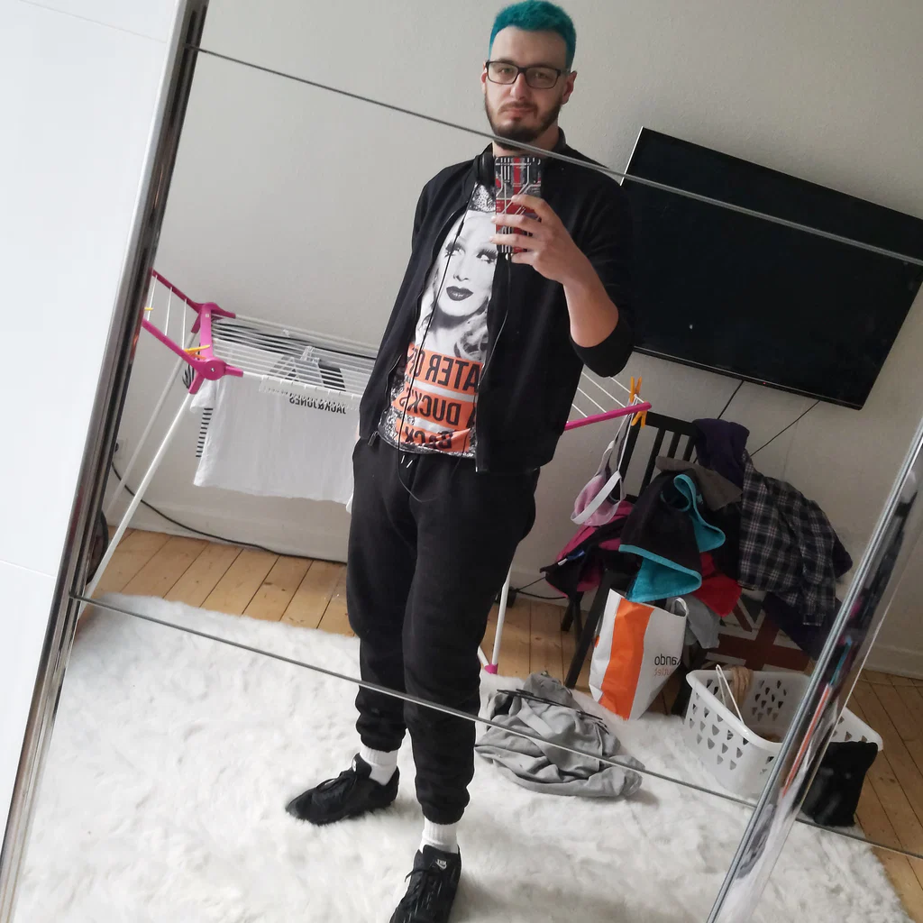 The_realness_92's avatar