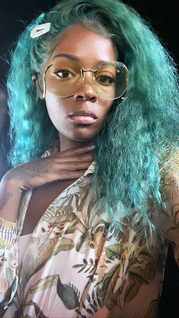 MonieLuv's avatar