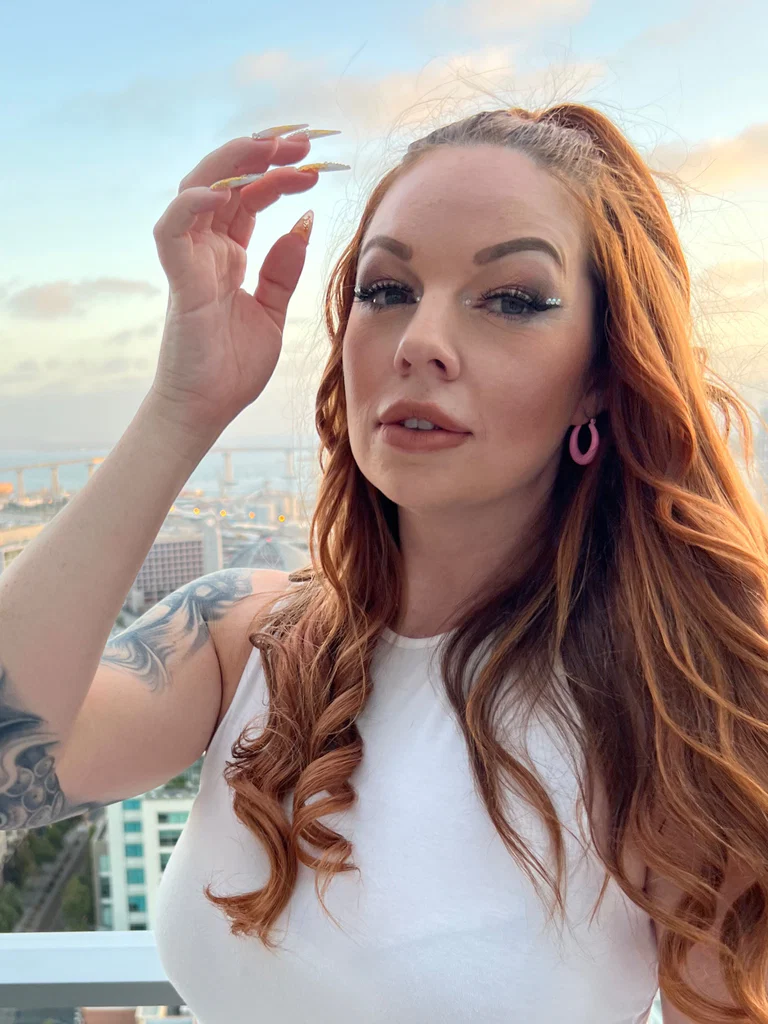 Lana 💋's avatar