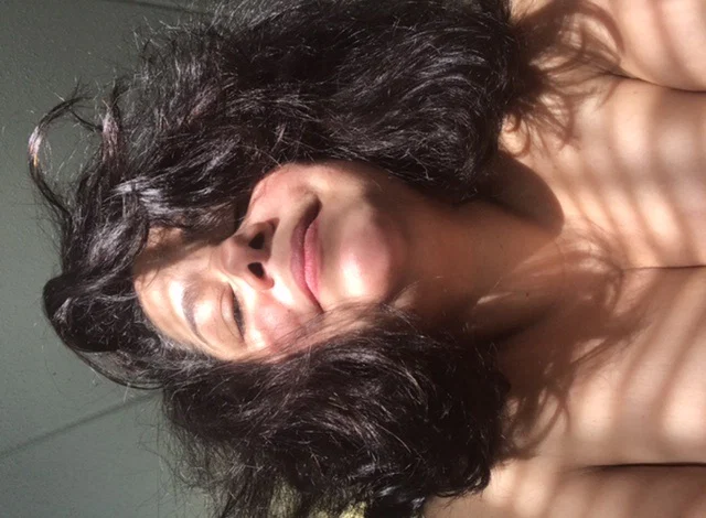 Yoli Rod's avatar
