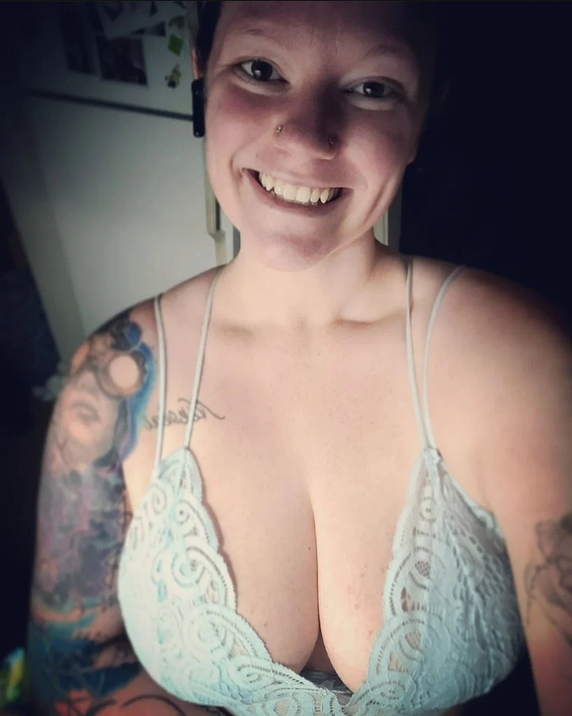 Addie R Y's avatar