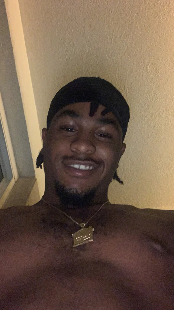 Mack Mandingo's avatar