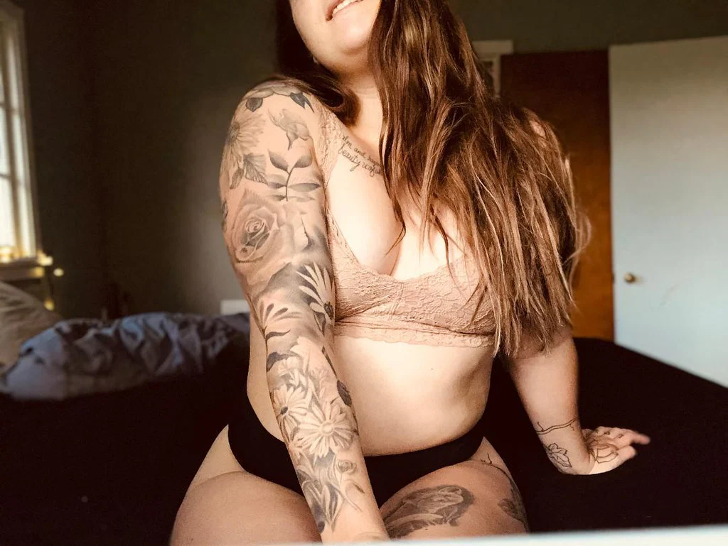 YoungMilf's avatar