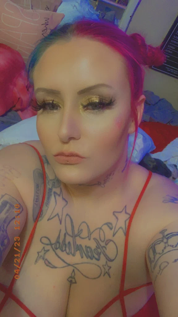 DebbieCakesXXXX's avatar