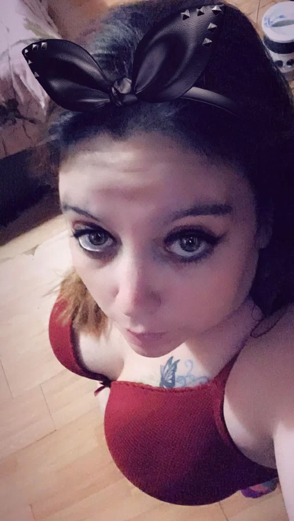 Brown eyes's avatar