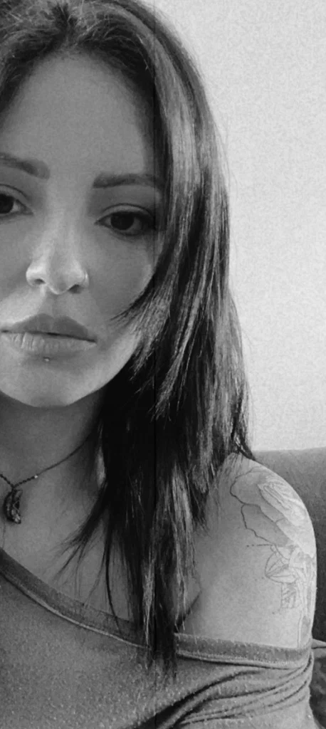 Lady Sinner's avatar