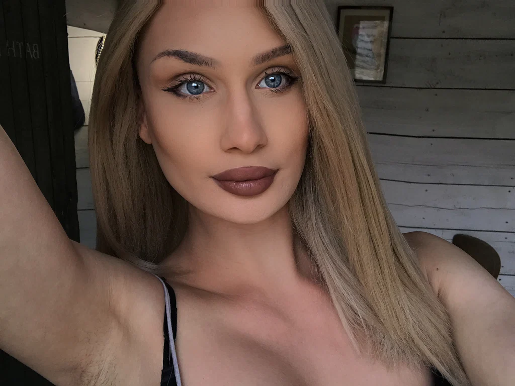 New only fans i @kateva LINK BELOW ⬇️'s avatar
