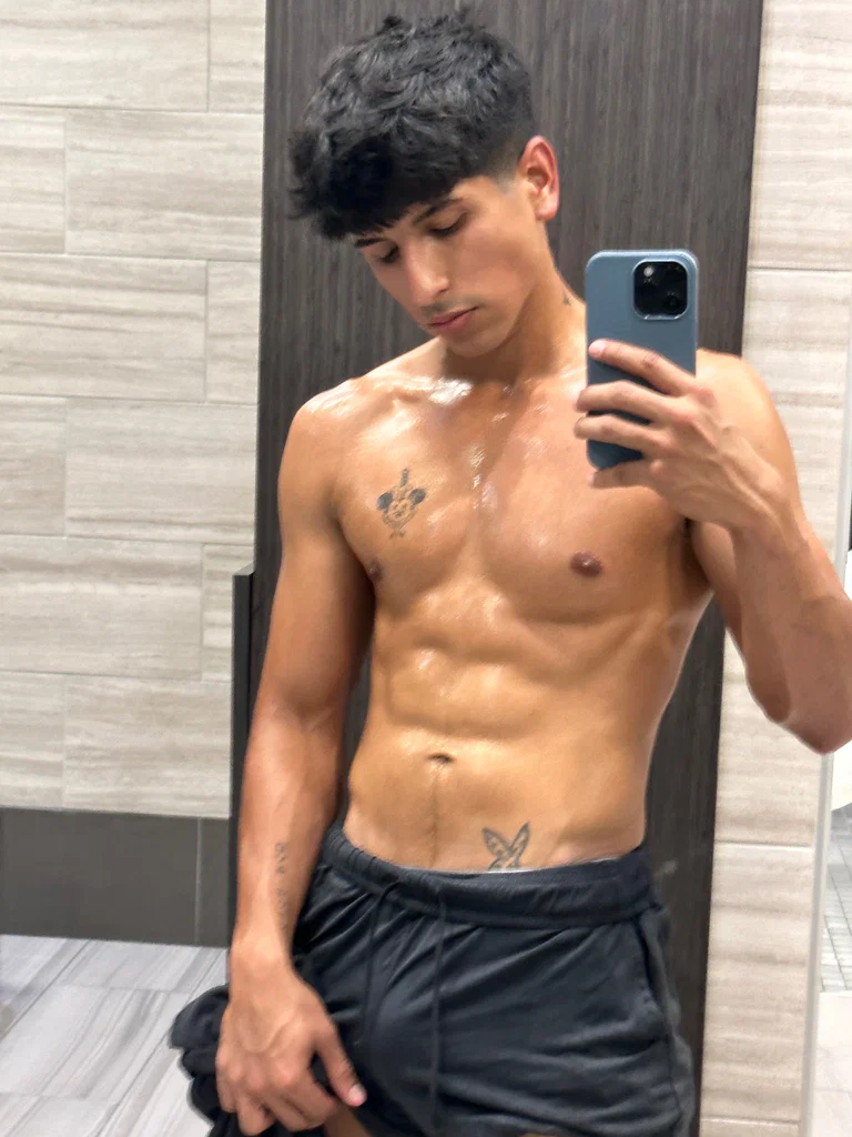 Noah Foxxx