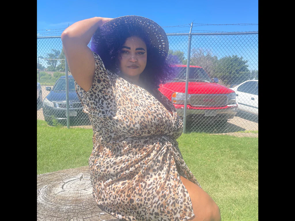 Violet Kitten's avatar