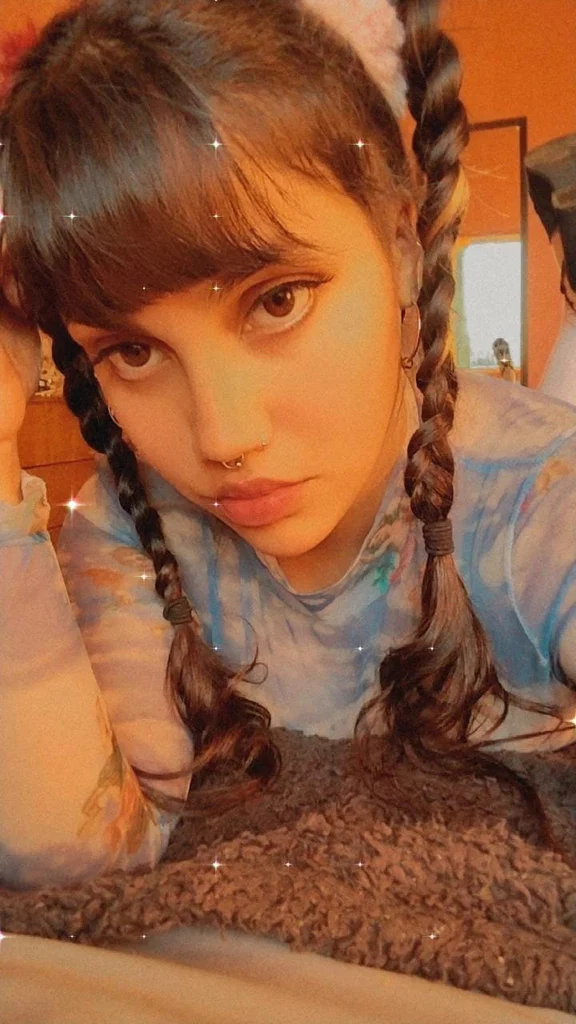 Ling Lia 🔮's avatar